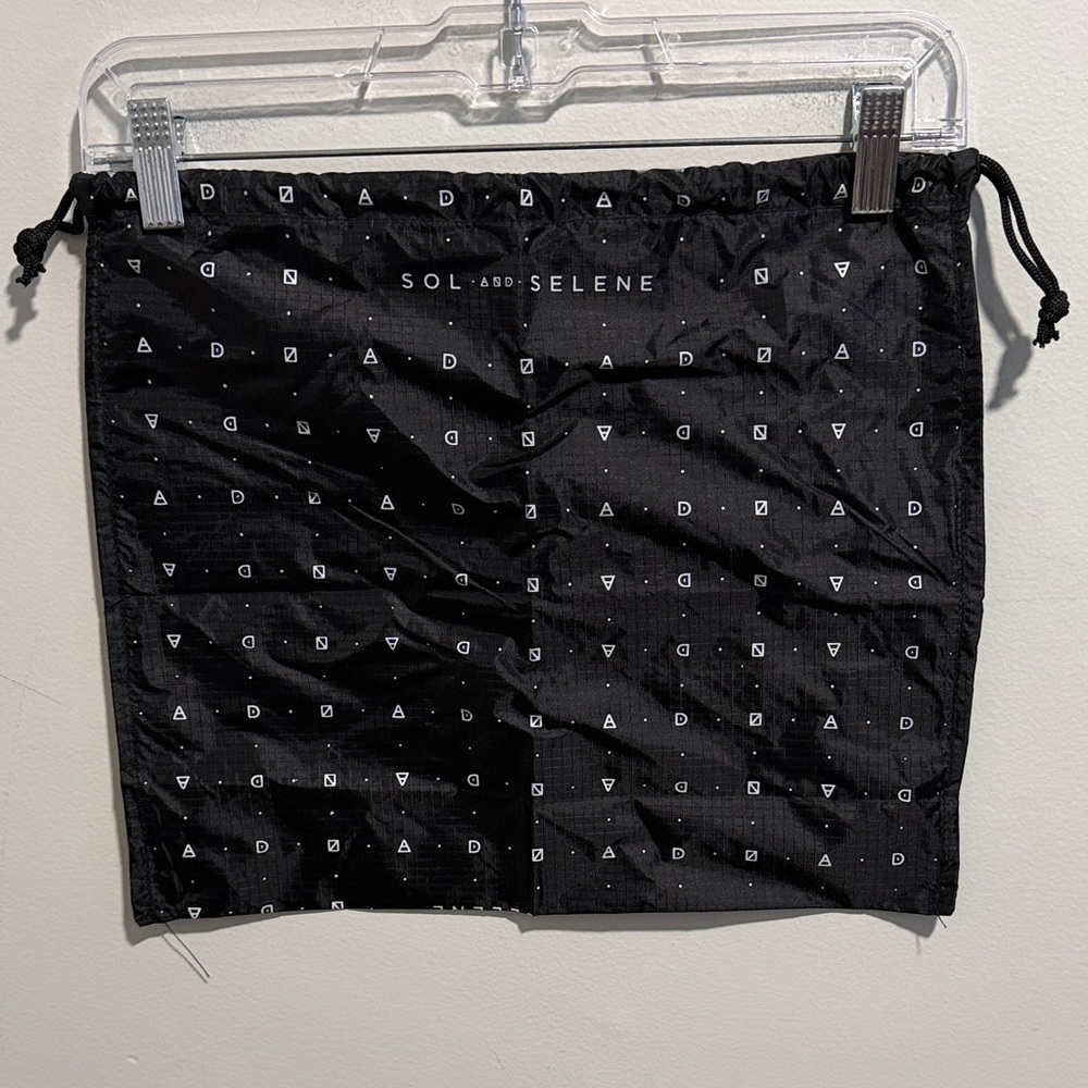 Sol and Selene dust bag